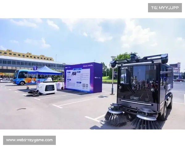 无人驾驶接驳服务亮相赛事园区,提升交通疏导效率 无人驾驶接驳服务亮相赛事园区,提升交通疏导效率